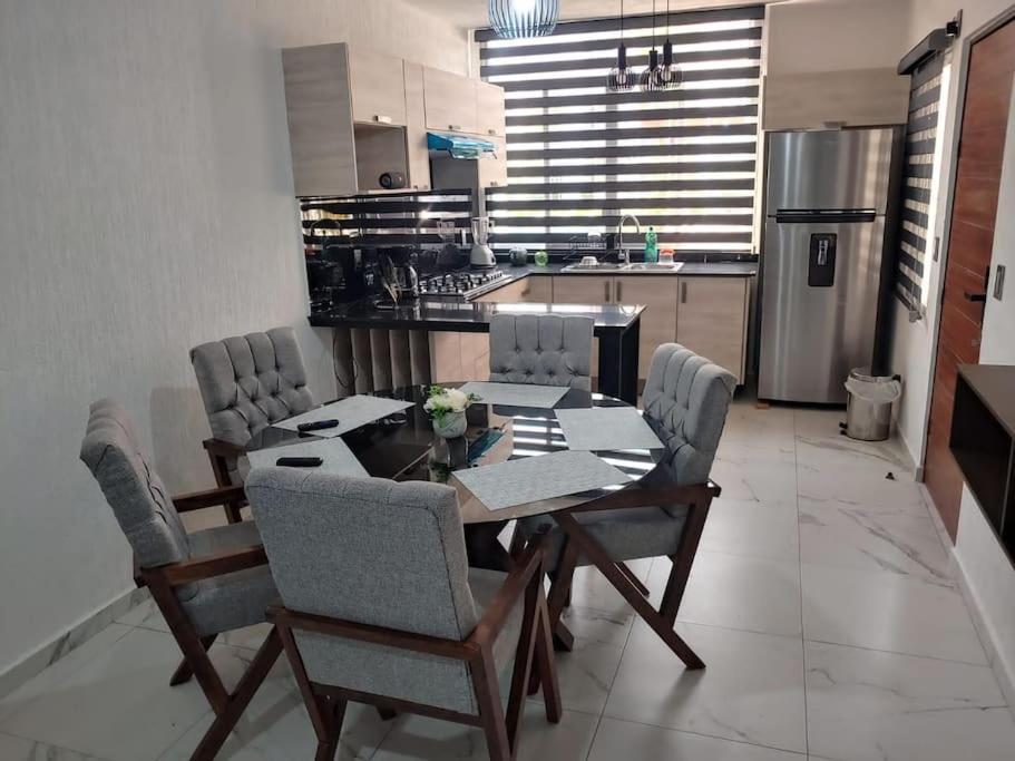 Departamento Con Alberca Lejlighed Manzanillo Eksteriør billede
