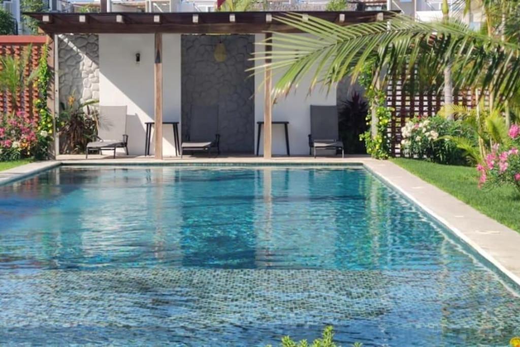 Departamento Con Alberca Lejlighed Manzanillo Eksteriør billede