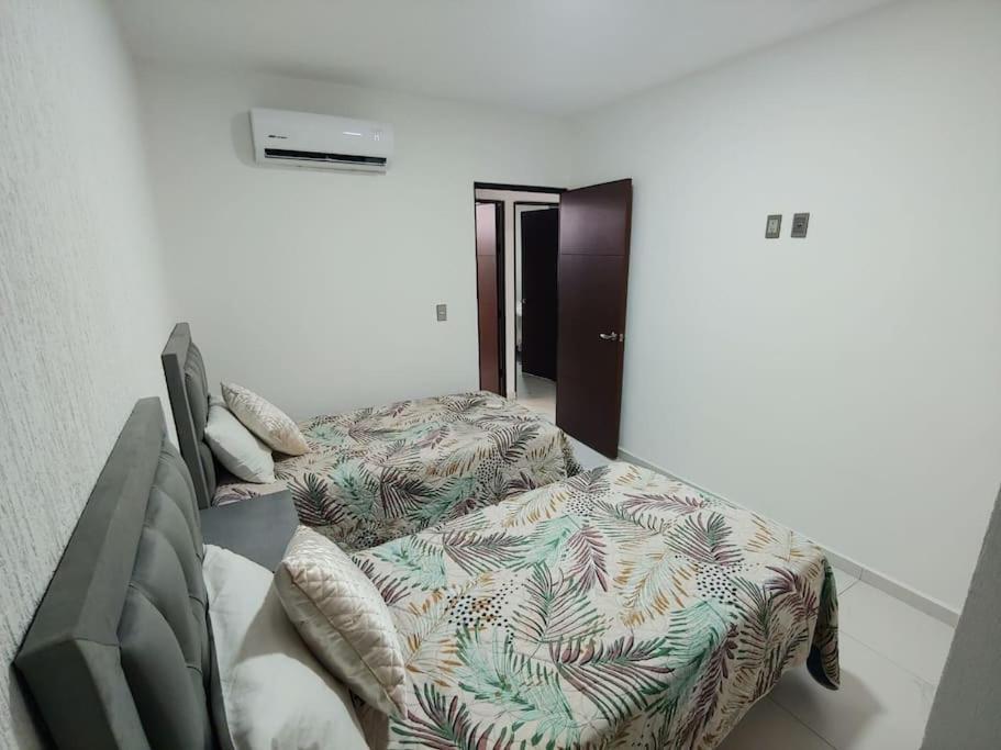 Departamento Con Alberca Lejlighed Manzanillo Eksteriør billede