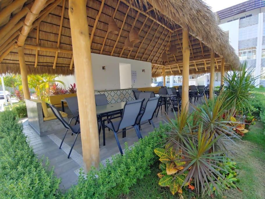 Departamento Con Alberca Lejlighed Manzanillo Eksteriør billede